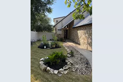 400 N Laurelwood Drive, Austin, TX 78733 - Photo 6