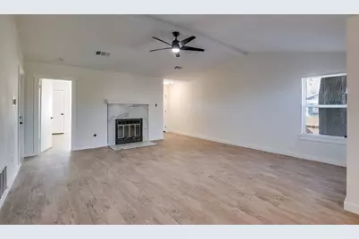 12910 Covington Trail, Austin, TX 78727 - Photo 4