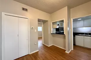 3000 Guadalupe St, Austin, TX 78705 - Photo 4