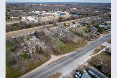 418 S Avenue D Avenue, Elgin, TX 78621 - Photo 26