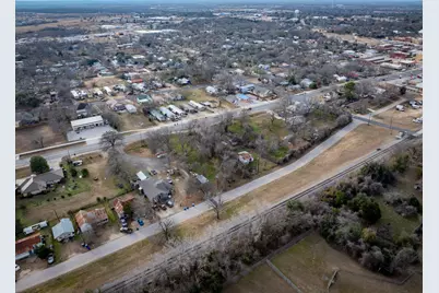 418 S Avenue D Avenue, Elgin, TX 78621 - Photo 22