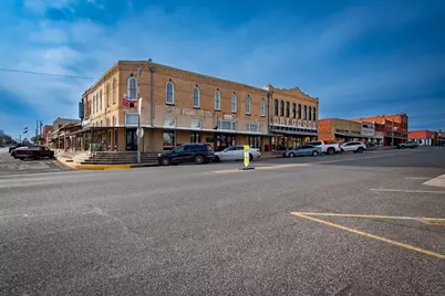 418 S Avenue D Avenue, Elgin, TX 78621 - Photo 12