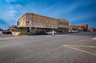 418 S Ave D Ave, Elgin, TX 78621 - Photo 12