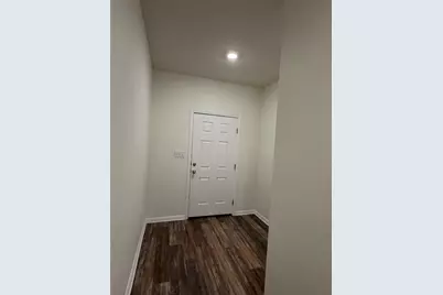 364 Bell Rings Drive, Jarrell, TX 76537 - Photo 14