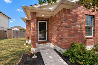 324 Almquist Street, Hutto, TX 78634 - Photo 2