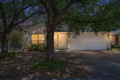 1882 Wallin Loop, Round Rock, TX 78664 - Photo 2