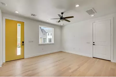 4127 E 12th Street #8, Austin, TX 78721 - Photo 8