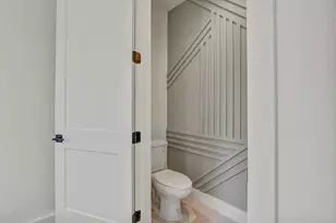 4127 E 12th St, Austin, TX 78721 - Photo 16