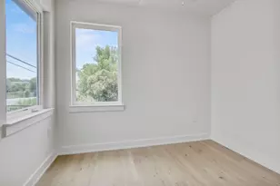 4127 E 12th St, Austin, TX 78721 - Photo 24