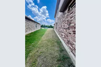 3501 Blazeby Drive, Austin, TX 78754 - Photo 32