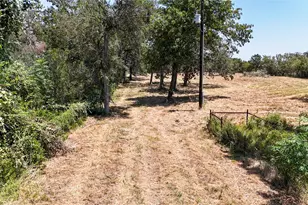 4177 Old Colony Line Rd, Lockhart, TX 78644 - Photo 1