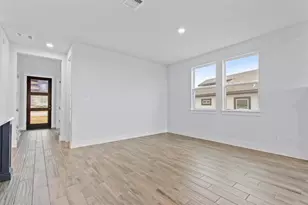 8512 Pine Muhly Dr, Lago Vista, TX 78645 - Photo 12