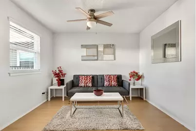 2401 Manor Road #209, Austin, TX 78722 - Photo 2