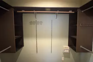 1900 Scofield Ridge Pkwy, Austin, TX 78727 - Photo 6