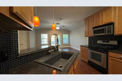 1900 Scofield Ridge Parkway #5501, Austin, TX 78727 - Photo 4