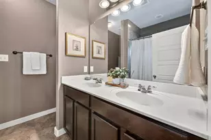 2101 Rivers Edge Way, Austin, TX 78741 - Photo 14