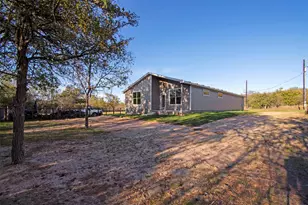 151 Kawainui Ln, Bastrop, TX 78602 - Photo 30