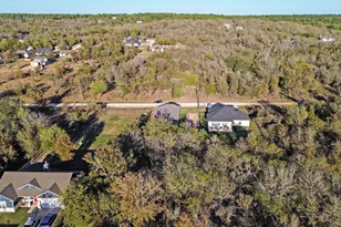 151 Kawainui Ln, Bastrop, TX 78602 - Photo 38