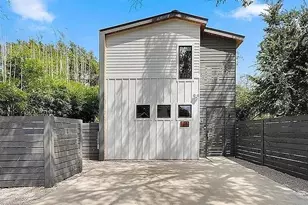 4601 Kitty Ave, Austin, TX 78721 - Photo 14