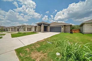 145 Crawford, Kyle, TX 78640 - Photo 2