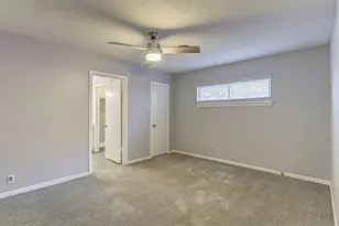 2001 Oakglen Dr, Austin, TX 78745 - Photo 26