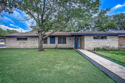 2001 Oakglen Drive, Austin, TX 78745 - Photo 1