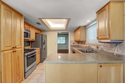 8001 Manassas Drive, Austin, TX 78745 - Photo 8