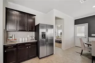 6029 Mary Lewis Dr, Austin, TX 78747 - Photo 10