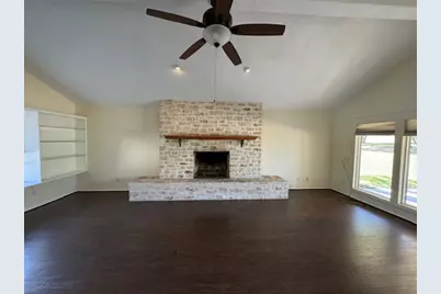 310 Big Spur N, Horseshoe Bay, TX 78657 - Photo 2