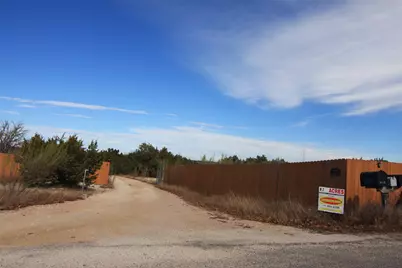 2023 Harmon Hills Road, Dripping Springs, TX 78620 - Photo 10
