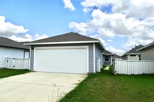 370 Hortus Dr, Kyle, TX 78640 - Photo 16