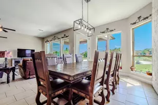 108 Buffalo Speedway, Liberty Hill, TX 78642 - Photo 4