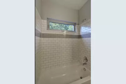 2822 Rio Grande Street #302, Austin, TX 78705 - Photo 16