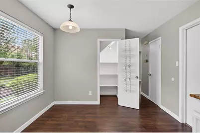 7601 Windrush Drive, Austin, TX 78729 - Photo 18