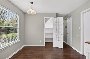 7601 Windrush Dr, Austin, TX 78729 - Photo 18