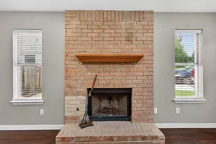 7601 Windrush Dr, Austin, TX 78729 - Photo 8