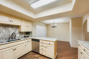 8104 East Ct, Austin, TX 78759 - Photo 18