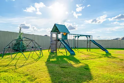 511 Irvine Circle, Liberty Hill, TX 78642 - Photo 28