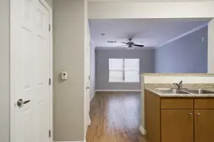 2502 Leon St, Austin, TX 78705 - Photo 2