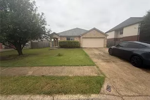 621 Dark Tree Ln, Round Rock, TX 78664 - Photo 1