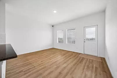 [Address not provided], Jarrell, TX 76537 - Photo 4