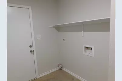 1318 Green Street #B, Lockhart, TX 78644 - Photo 8