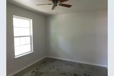 1318 Green Street #B, Lockhart, TX 78644 - Photo 10