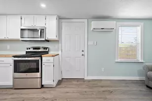 248 Post Oak Ln, Rockport, TX 78382 - Photo 10