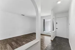 6107 Blarwood Dr, Austin, TX 78745 - Photo 8