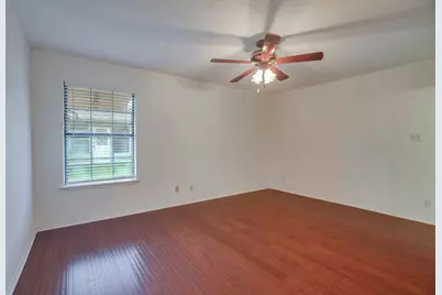 506 E Palm Valley Boulevard, Round Rock, TX 78664 - Photo 10