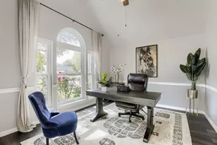 8802 Fritsch Dr, Austin, TX 78717 - Photo 4