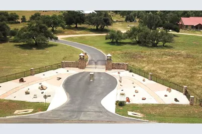 181 Kadens Bluff, Round Mountain, TX 78663 - Photo 14