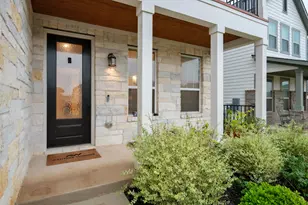 236 Travis Ln, Liberty Hill, TX 78642 - Photo 2