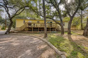 107 Red Bird, Kingsland, TX 78639 - Photo 10